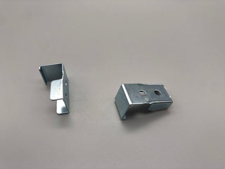 Metal Valance Hanger - For Headrail Pelmets - Two Hole - Pack of 100 - www.mydecorstore.co.uk