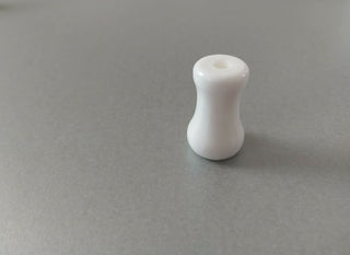 White Plastic Acorn - Pack of 1,000 - www.mydecorstore.co.uk